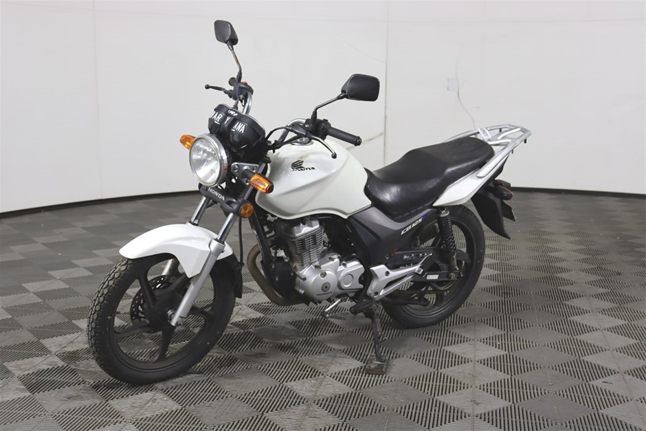 Honda CB 125 E 1 seater Road, 59,076 km indicated