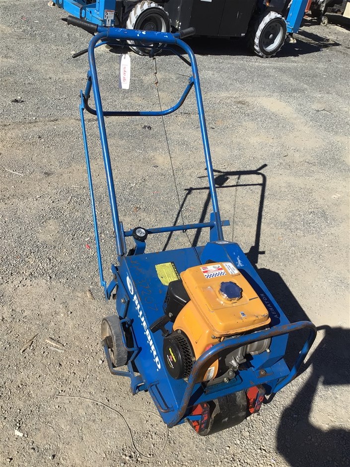 Bluebird Lawn Corer Auction (0108-5053416) | Grays Australia