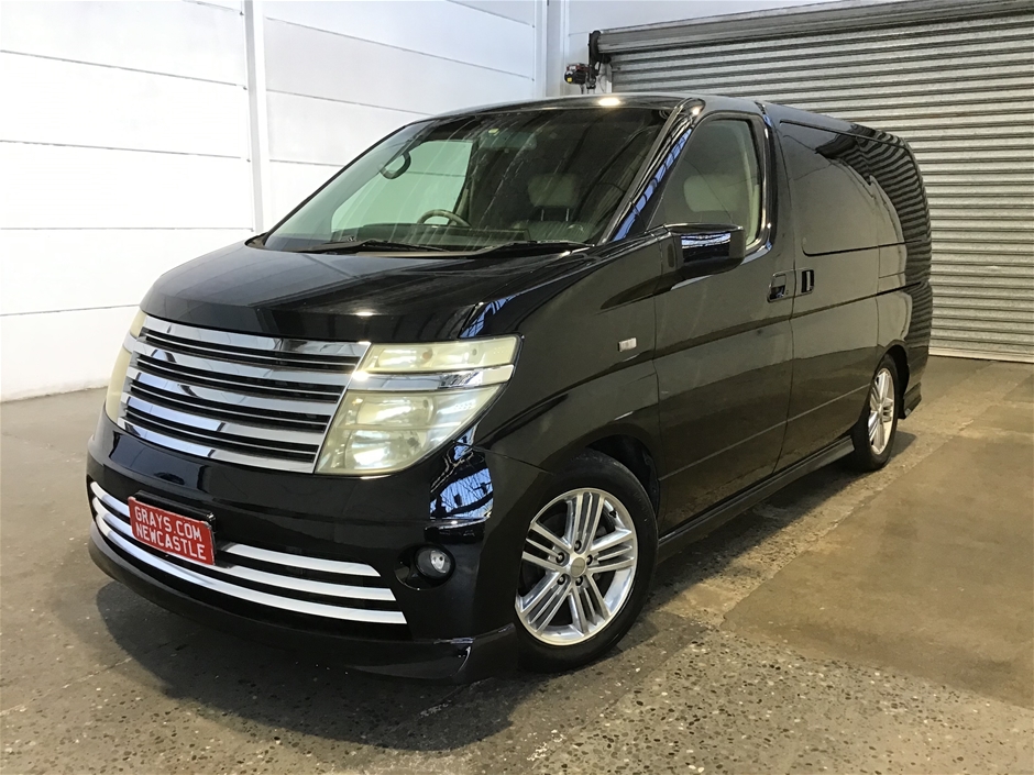 2004 Nissan Elgrand Rider IMPORT Automatic 7 Seats Van Auction (0001 ...