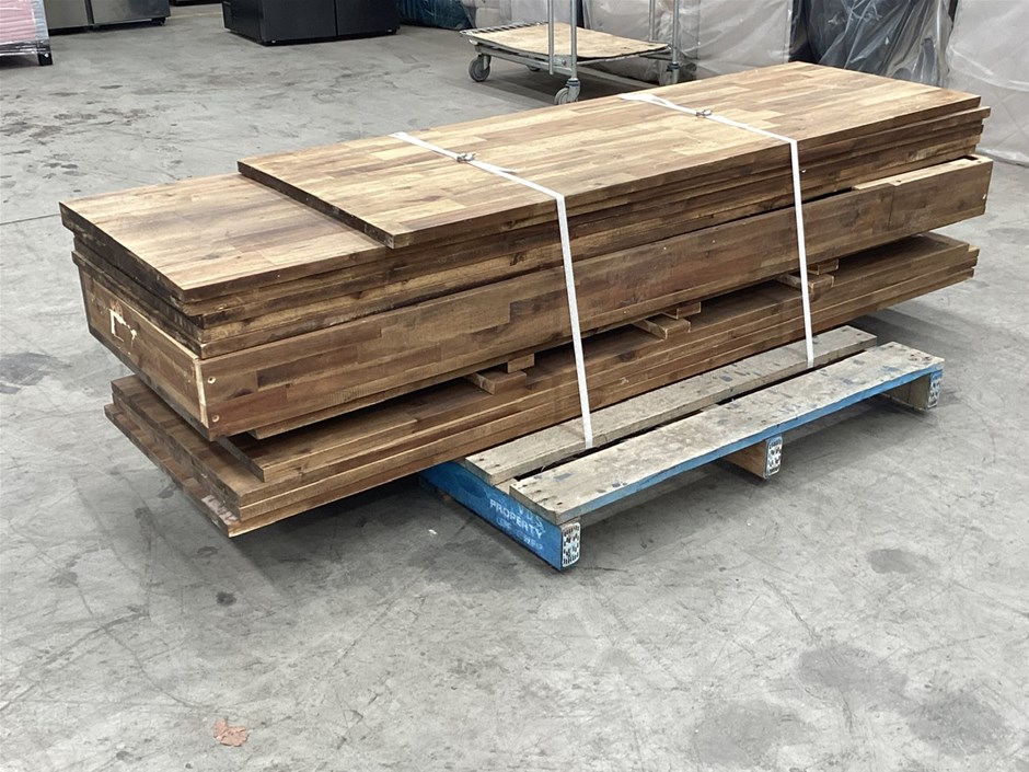 Pallet Of Assorted Timber. Auction (0027-3026789) | Grays Australia