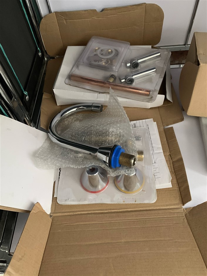 1x Caroma Lever Basin Set Auction (00963026243) Grays Australia