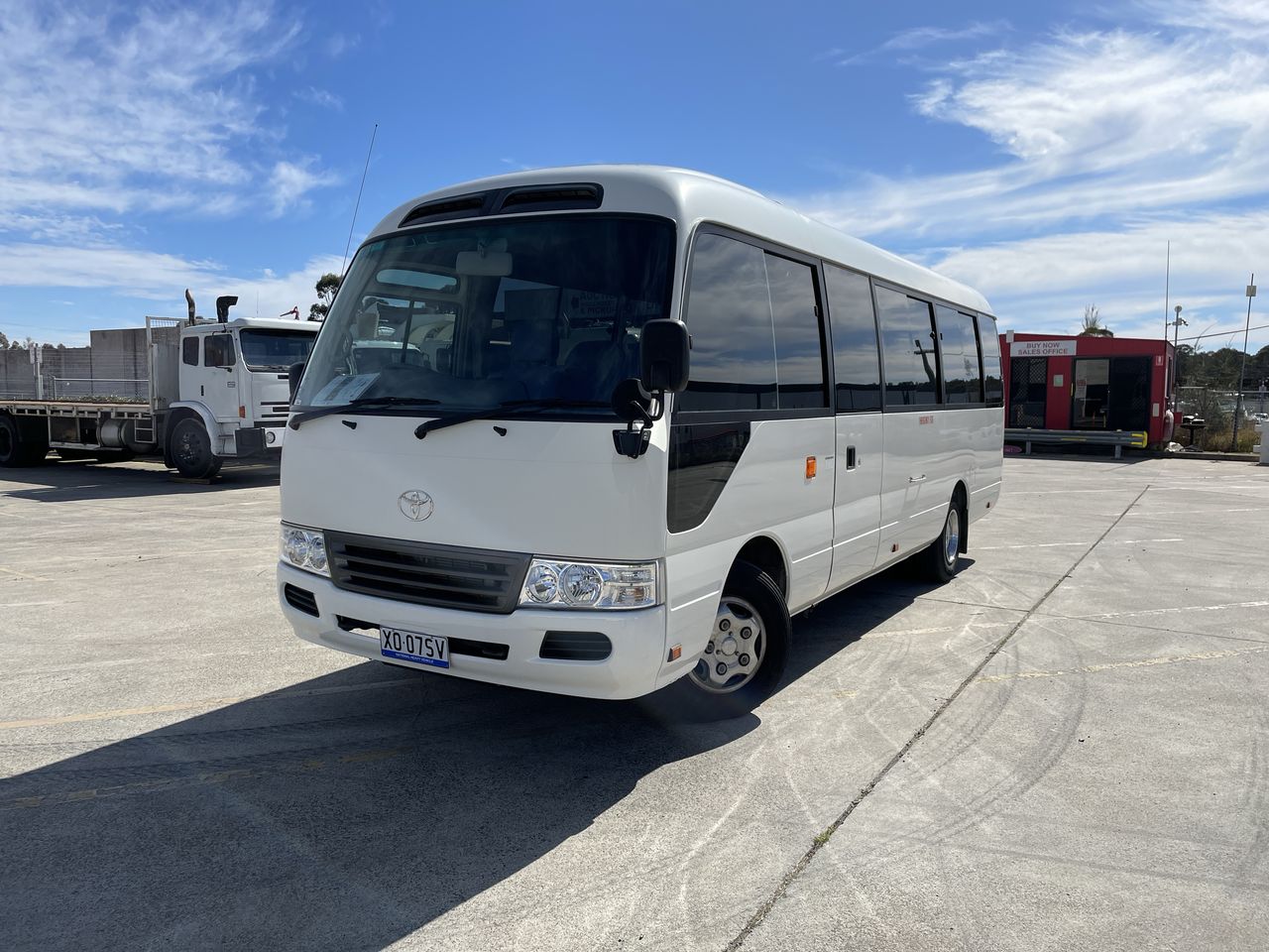 2016 toyota coaster automatic 8 Seats bus