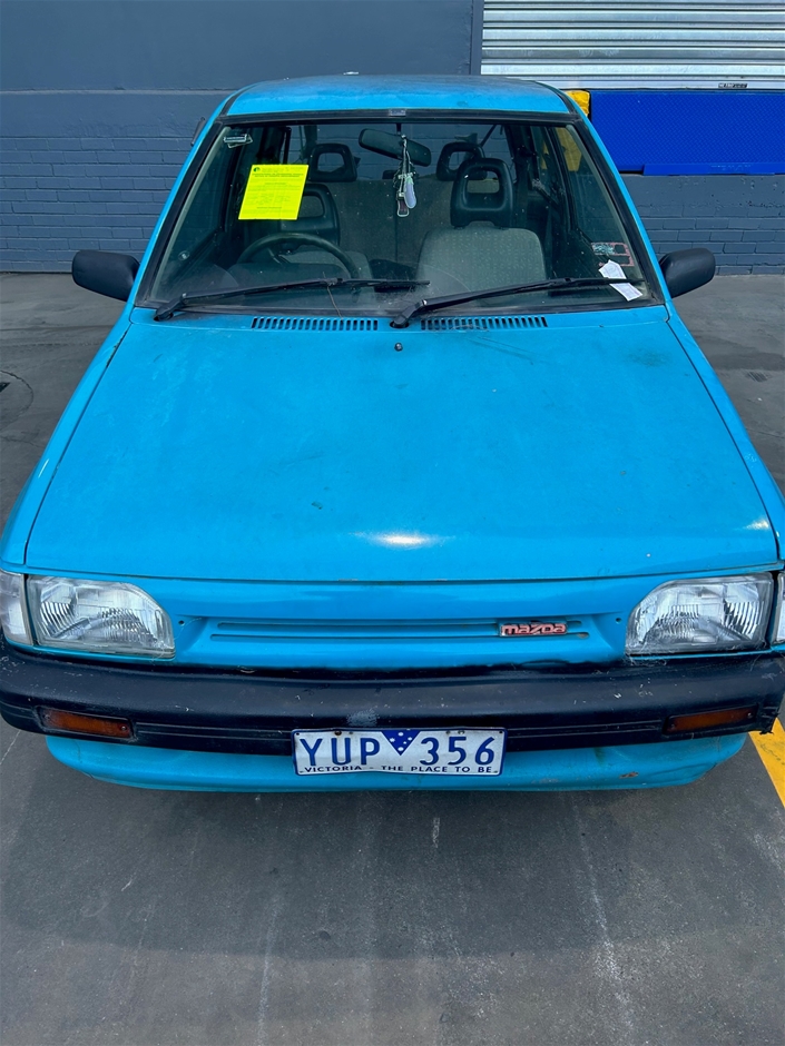 1990 Mazda 121 MANUAL HATCHBACK