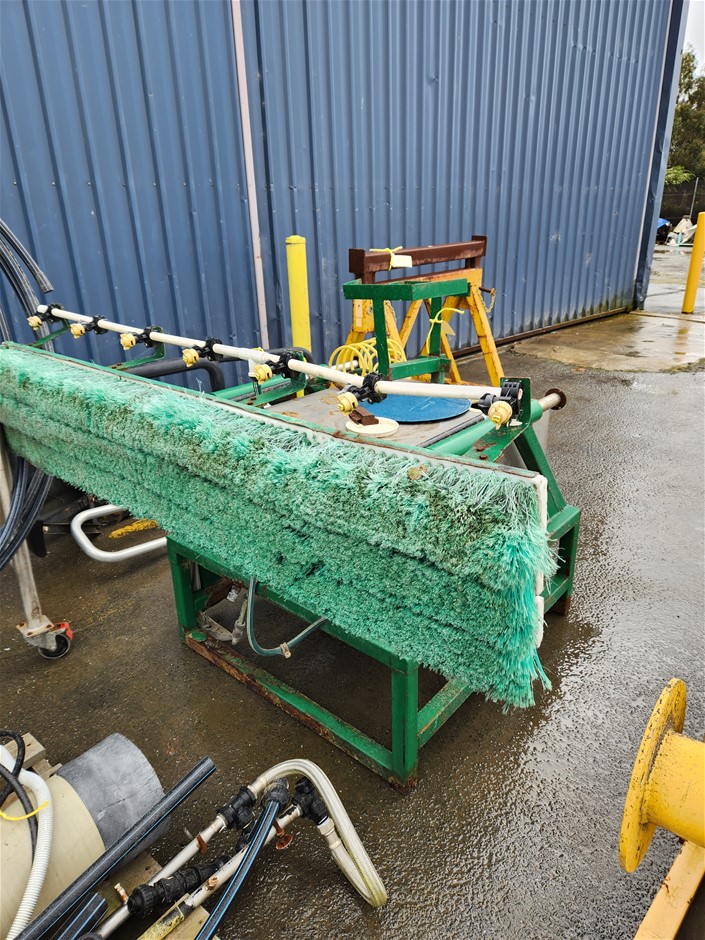 Truck Curtain Washer Auction (0001-3026578) | Grays Australia