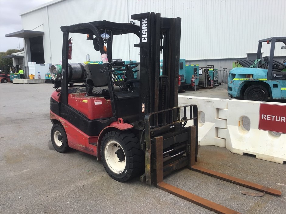 2009 Clark C30L Forklift 2.5t 3.0m LPG (Wangara) Auction (0006