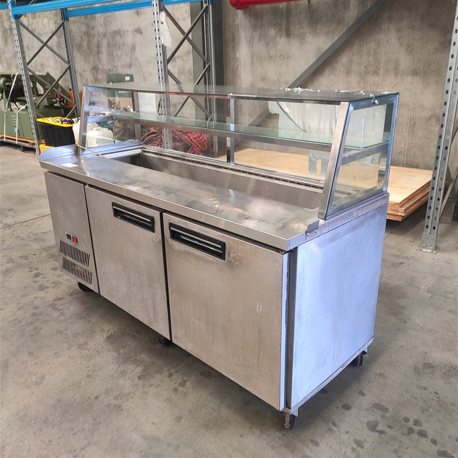 Commercial Display Fridge Auction (00259045603) Grays Australia