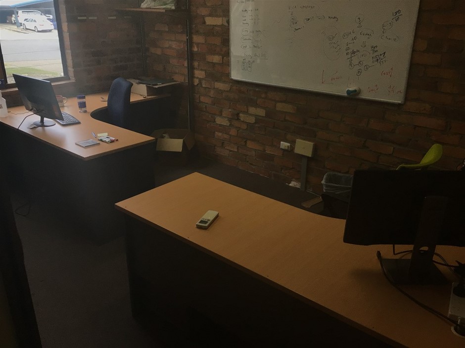 Qty. Various Office Equipment Auction (11027047376) Grays Australia