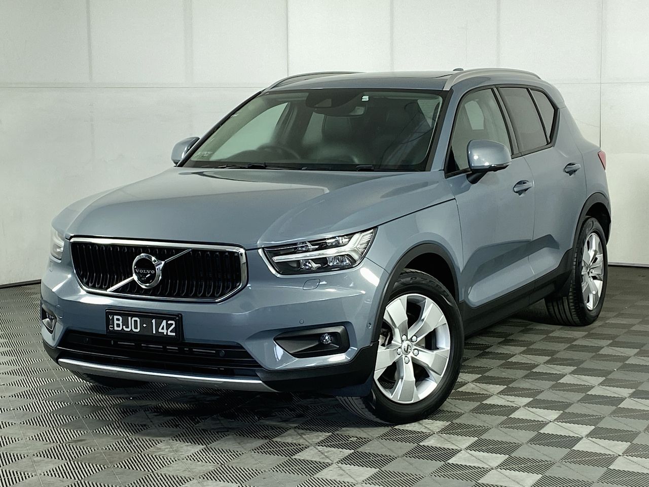 2020 Volvo XC40 T4 FWD MOMENTUM Automatic - 8 Speed Wagon