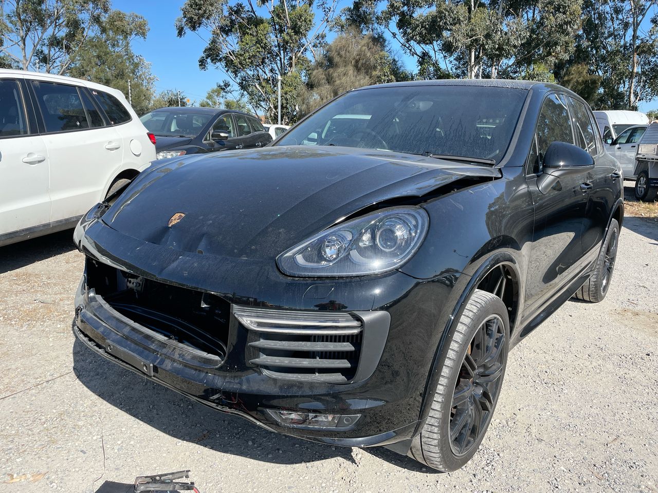 2016-porsche-cayenne-gts-92a-auto-8-speed-wovr-repairable-write-off