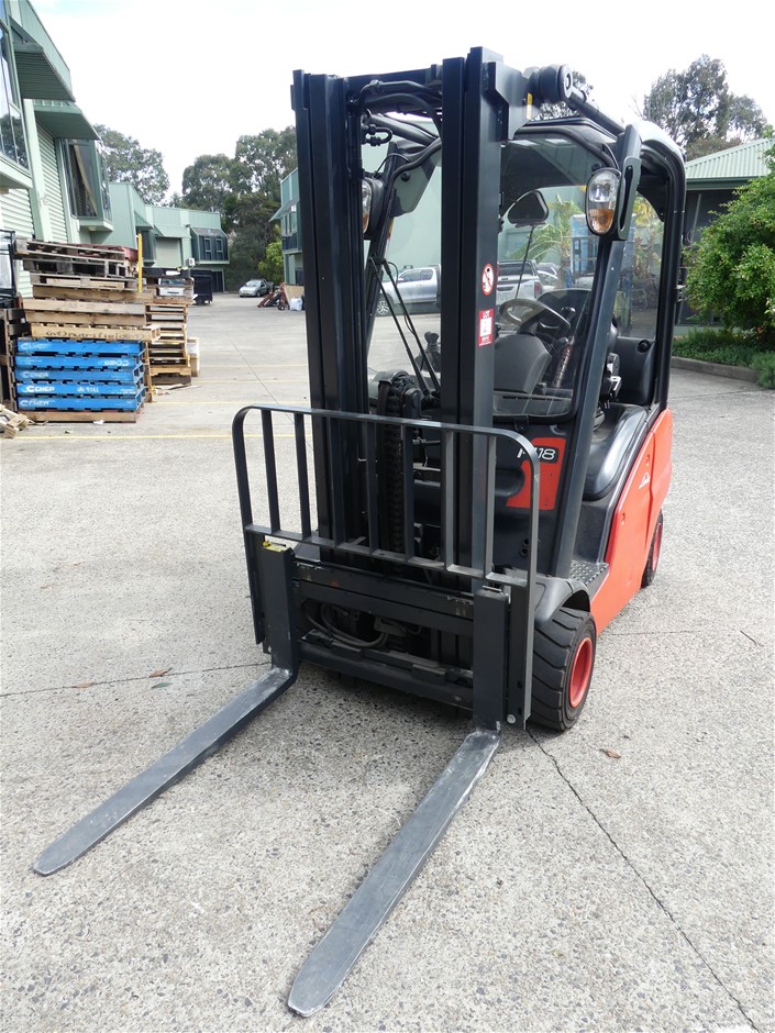 Forklift, Pallet Racking,Tools, Office Furniture & Equipment