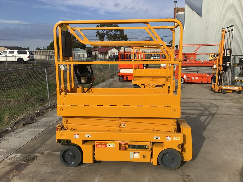 2013 Haulotte Optimum 8 Scissor Lift Auction (00015054355) Grays