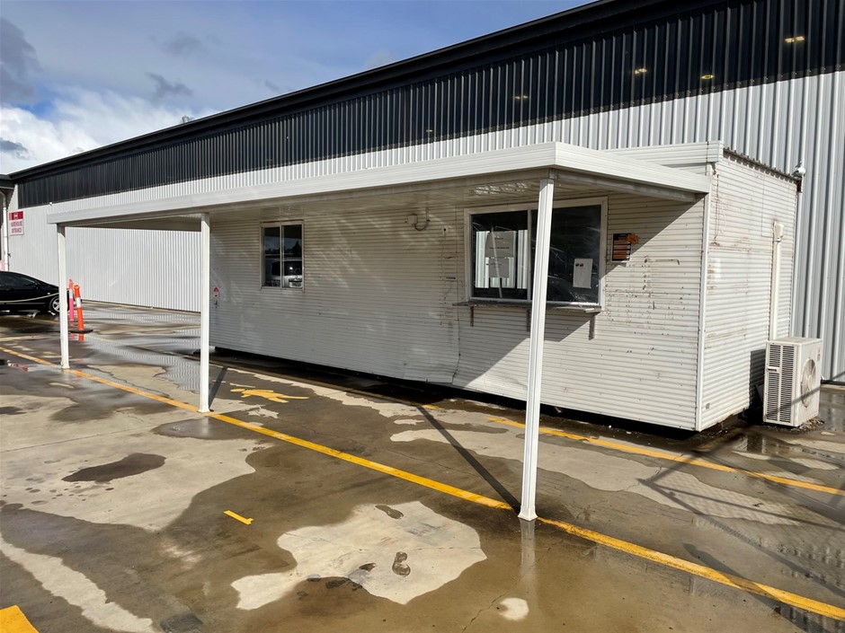Transportable Office building - Coates Prestige 9 x 3 x 2.8m