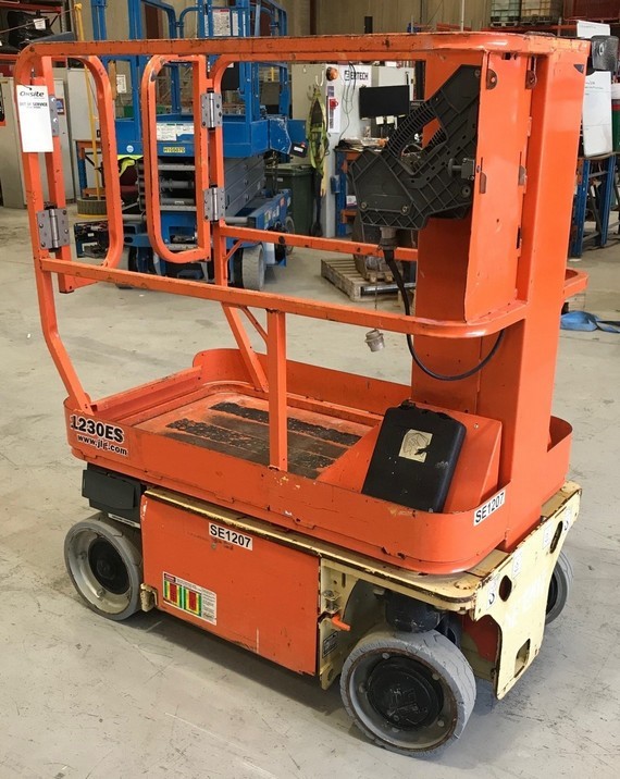 2013 JLG 1230ES Personnel Lift 12ft (3.7m) Self Propelled