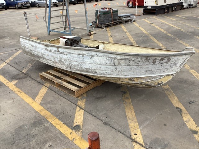 SAVAGE TINNY BOAT- NO RESERVE 