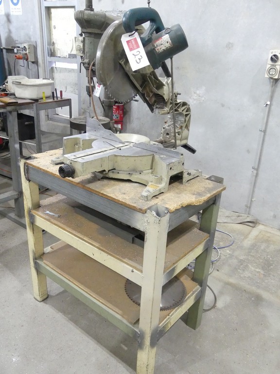 Makita LS1212 Compound Mitre Saw Auction (00235054254) Grays Australia