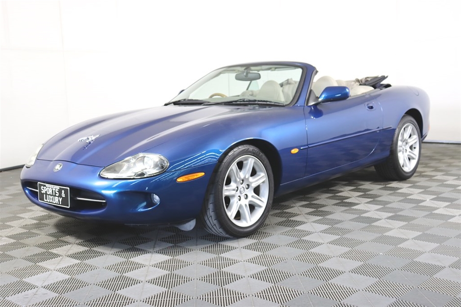 1996 Jaguar XK8 V8 Automatic Convertible (Import)