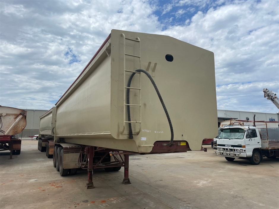 Road West Transport A & B Combination Grain Trailers