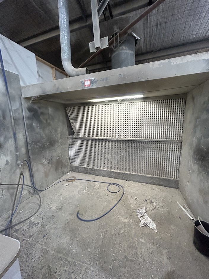 Spray Booth including extractor and ducting. Auction (00095054638
