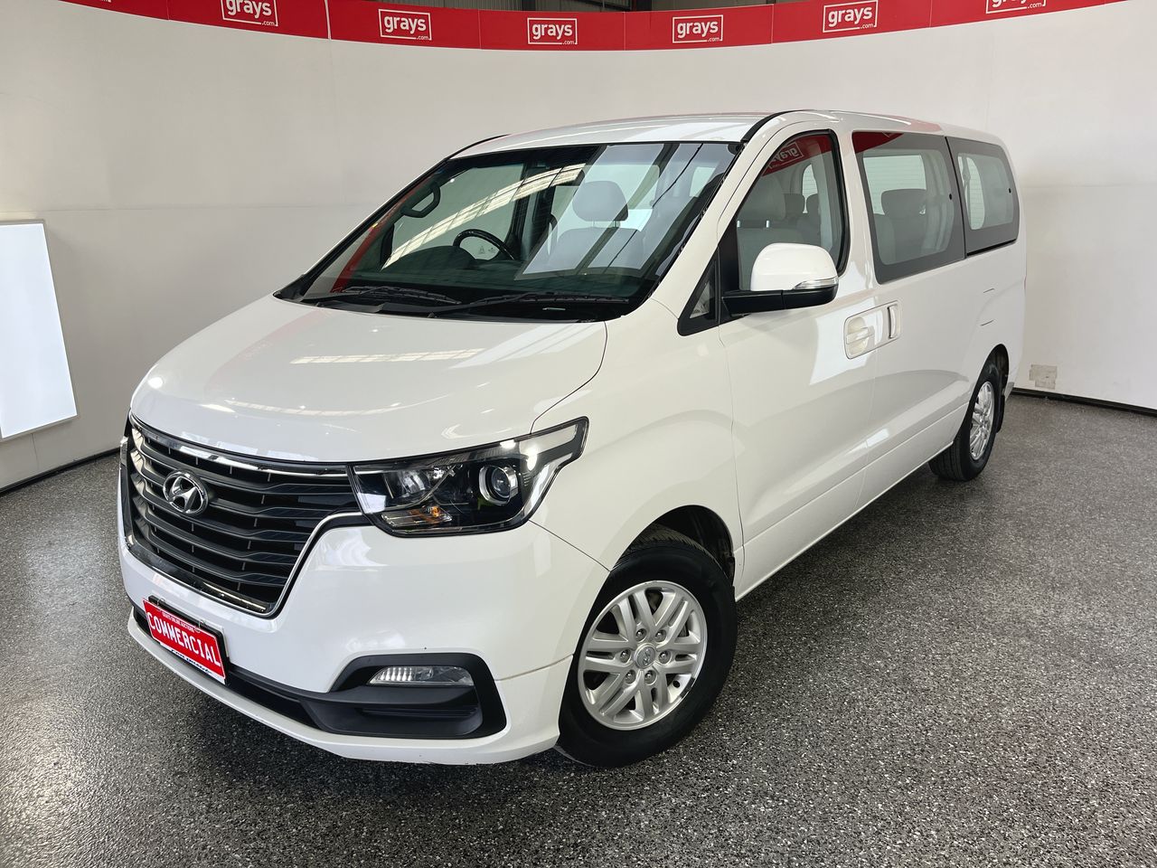 2018 Hyundai iMAX Active TQ II Turbo Diesel Automatic 8 Seats People ...