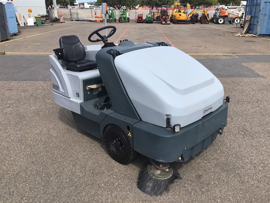 2019 Nilfisk SR1601 Sweeper