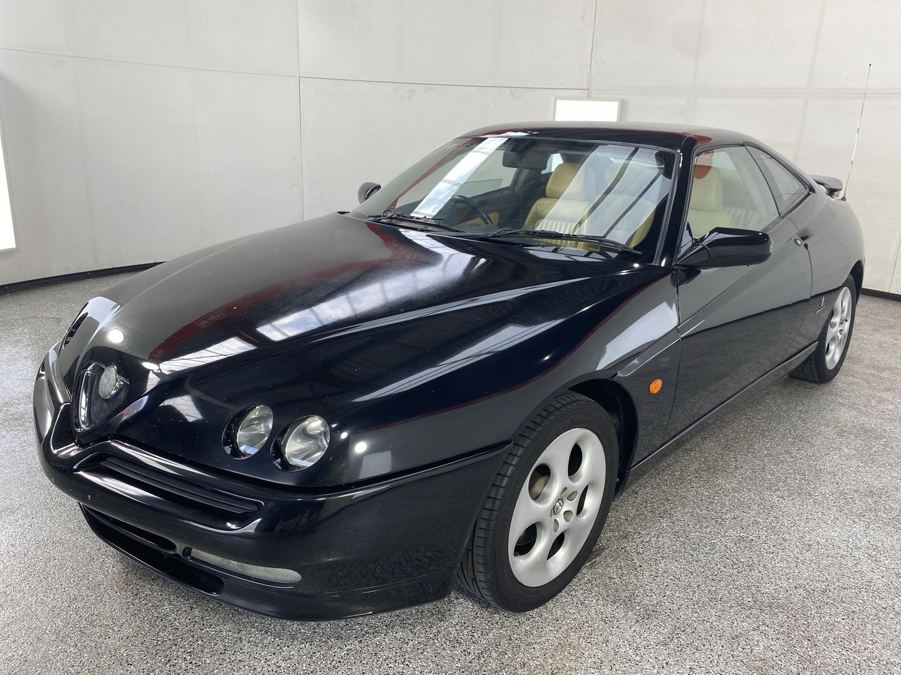 2000 Alfa Romeo T.SPARK Manual Coupe