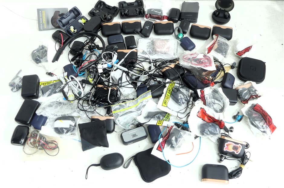 Bundle of Assorted Used/Faulty Earbuds/Headphones Auction (0022-2557572 ...