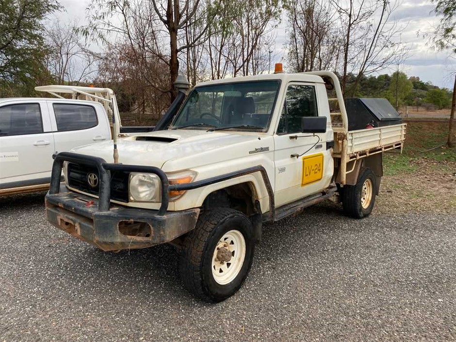 Mine Vehicles & Buses