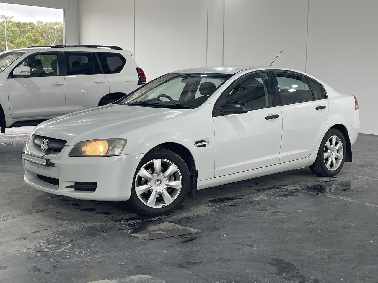 2007 Holden Commodore Omega VE Automatic Sedan Auction (0001-21017349 ...