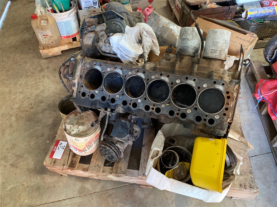 6 Cylinder Engine Block & Parts Auction (0054-8018218) | Grays Australia