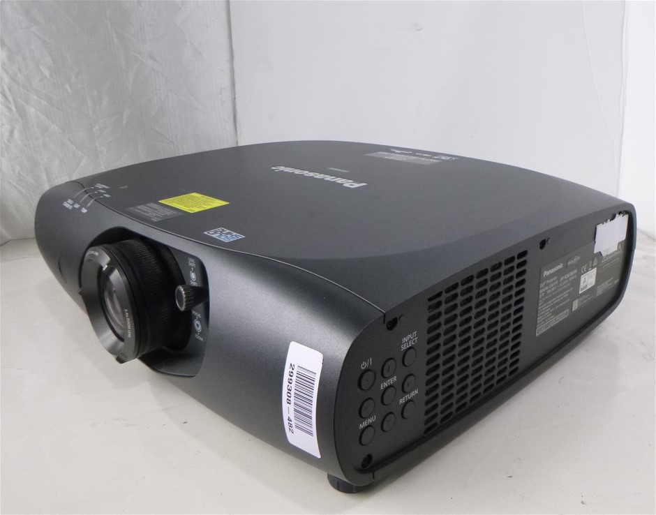 Panasonic PTRZ470 3D 3500 Lumen (ANSI) Professional Full HD DLP