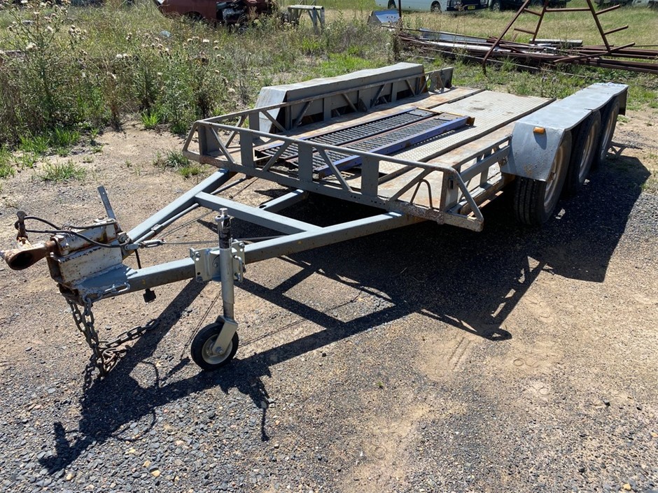 Tri Axle Car Trailer with Ramps Auction (0013-5054209) | Grays Australia