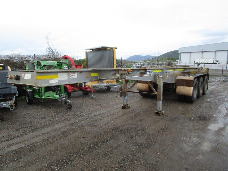 Skeletal Trailers  & Triaxle Dollys 