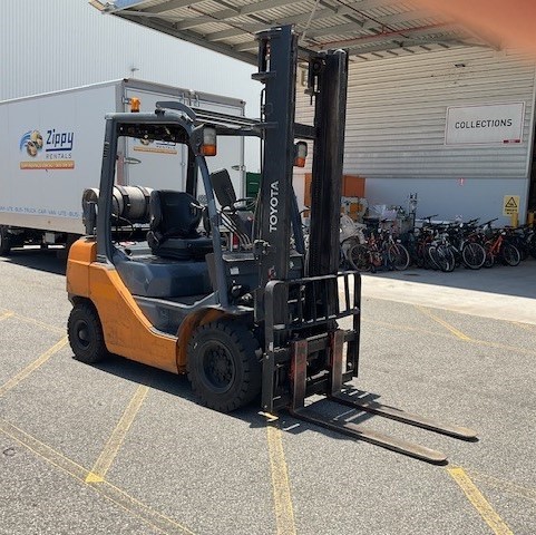 No Reserve Ex Rental Fleet Forklifts Clearance