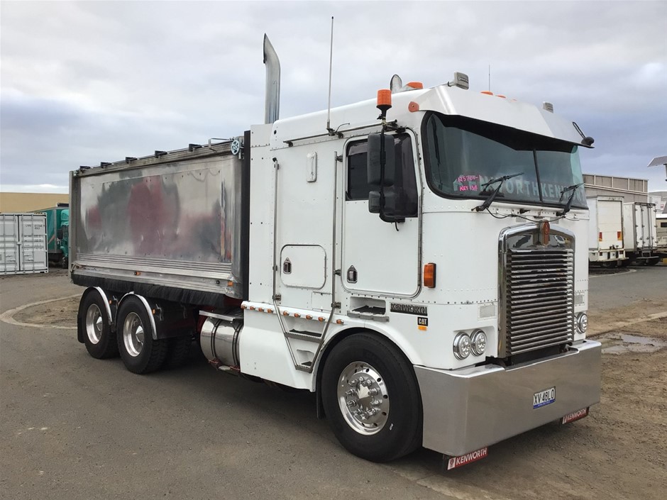 1999 Kenworth K104 6 x 4 Tipper Truck