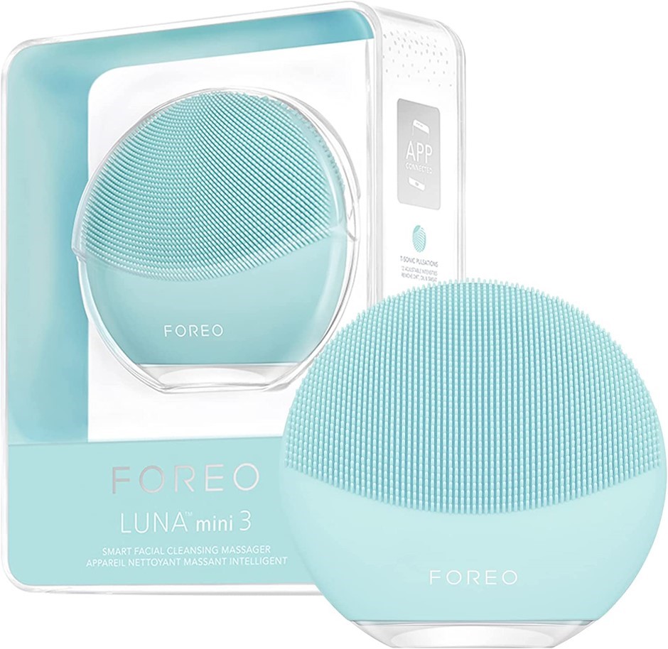 FOREO Luna Mini 3 Cleaning Massager, Mint.