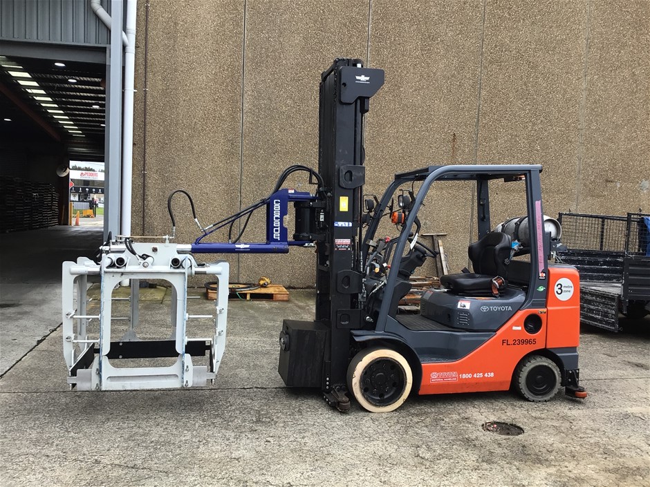 Toyota 8FGCU32 Counterbalance Forklift