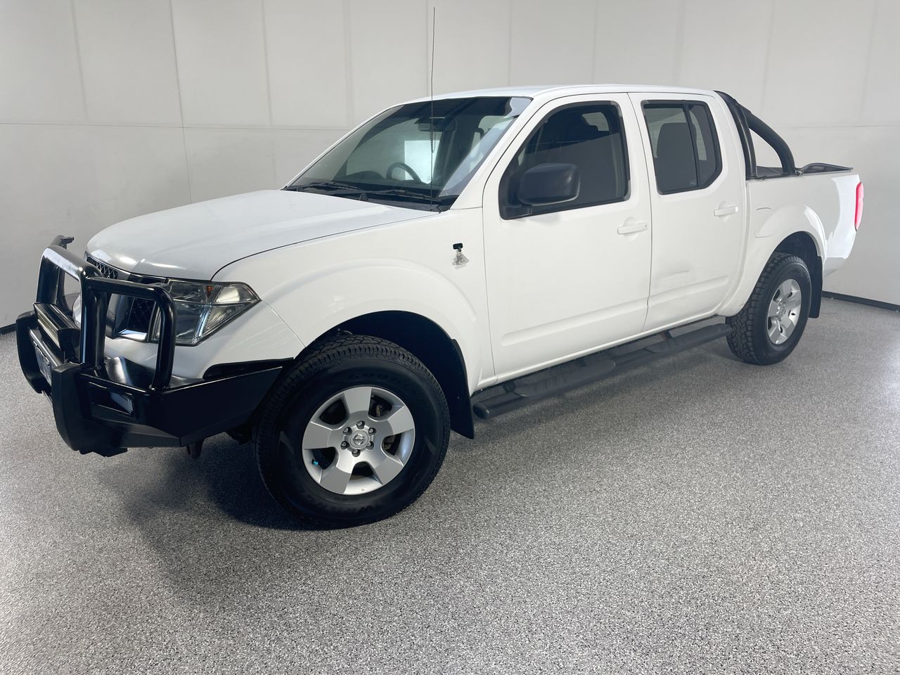 2010 Nissan Navara RX (4X4) D40 Turbo Diesel Manual Dual Cab