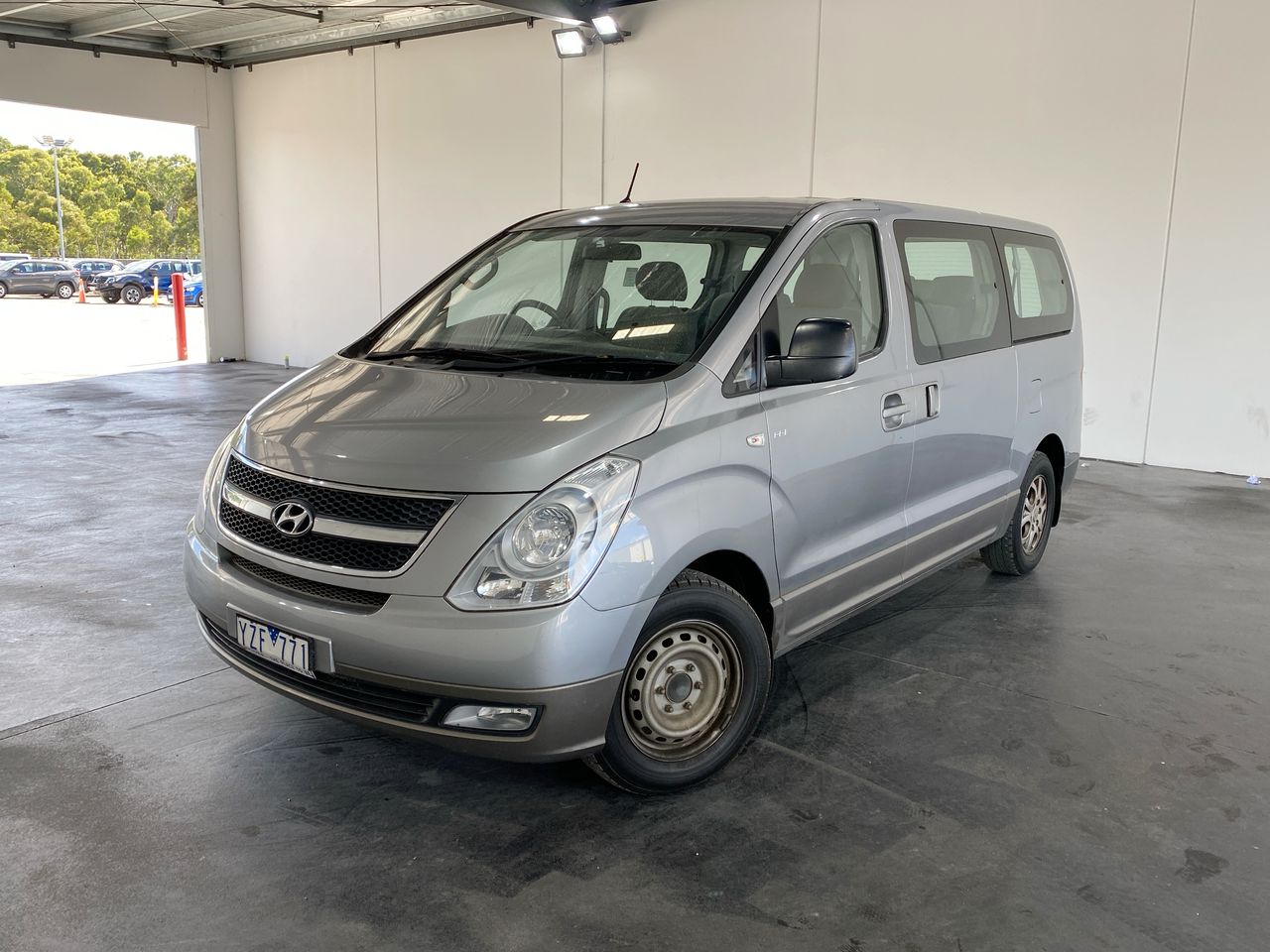 2012 Hyundai iMAX TQ Auto