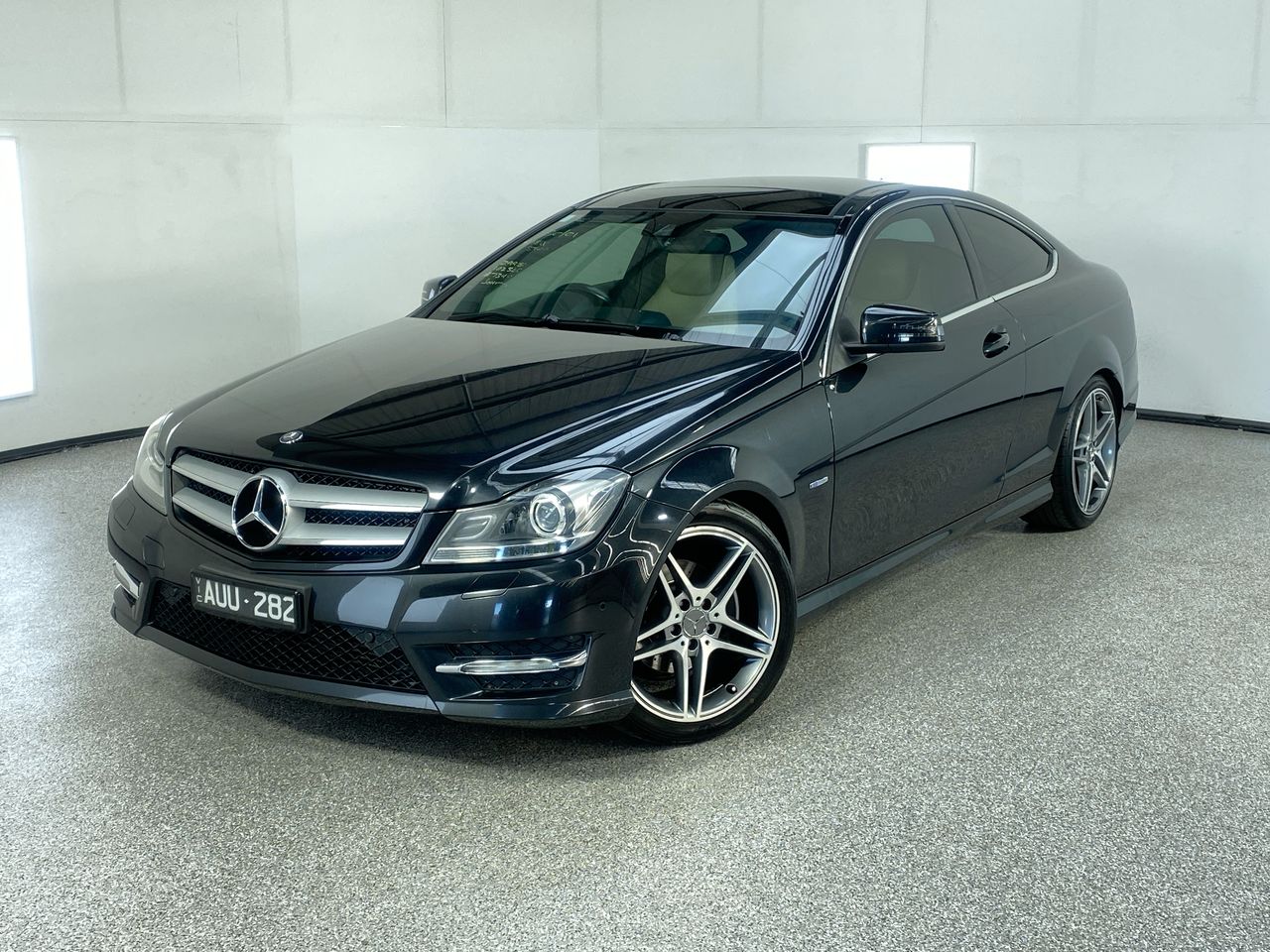 2011 Mercedes Benz C250 BE C204 Automatic Coupe Auction (0001-21019906 ...