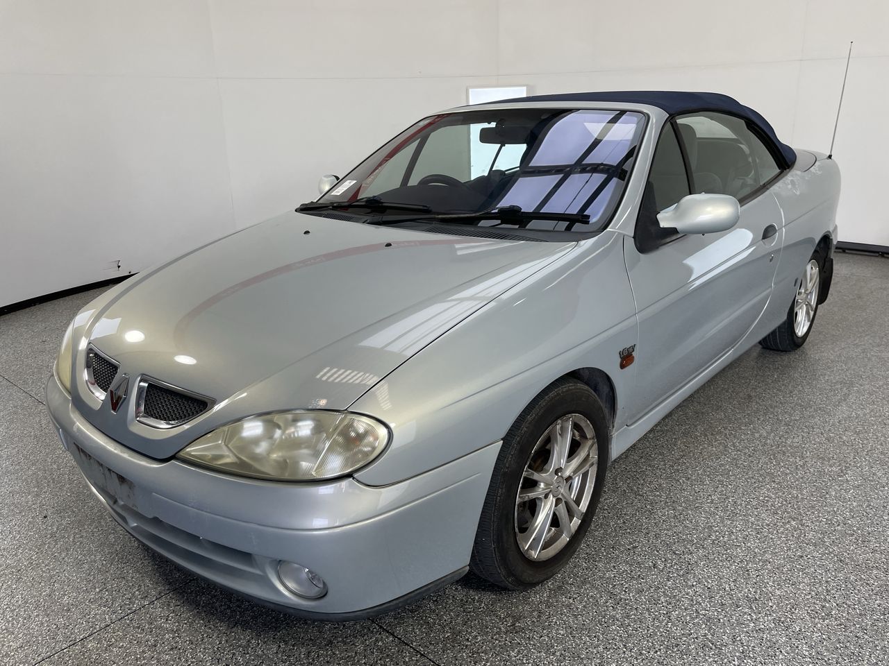 -Renault MEGANE CABRIOLET Expression Automatic Convertible