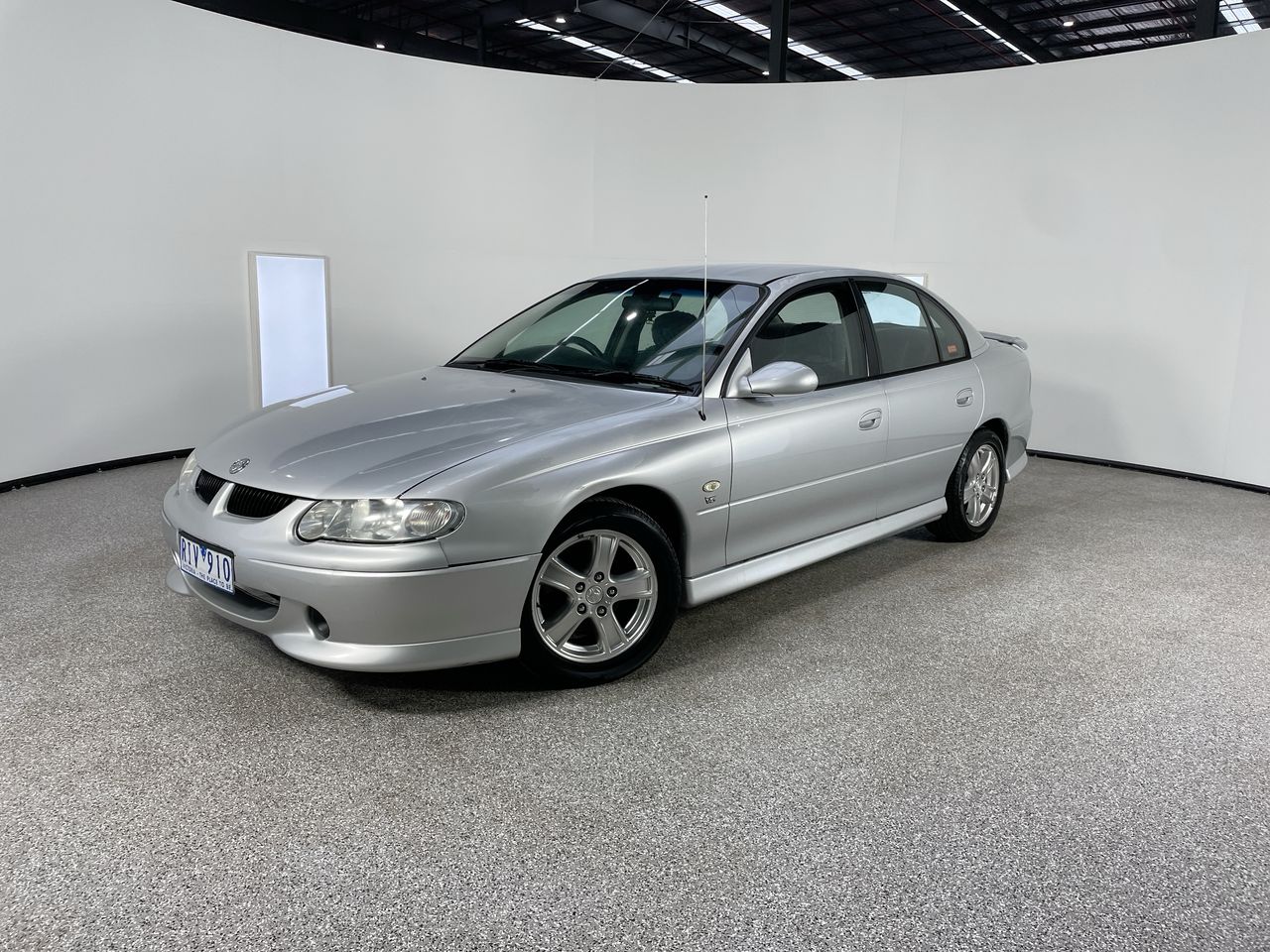 2002 Holden Commodore S VX Automatic Sedan Auction (0001-21021230 ...