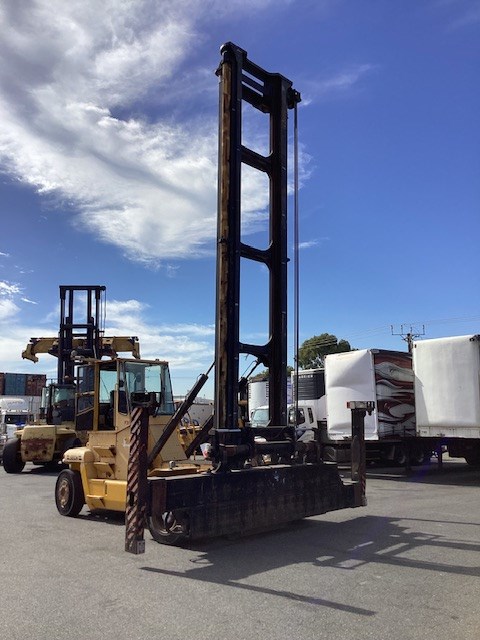 Omega 5ECH Counterbalance Container Forklift Auction (0002-8018621 ...