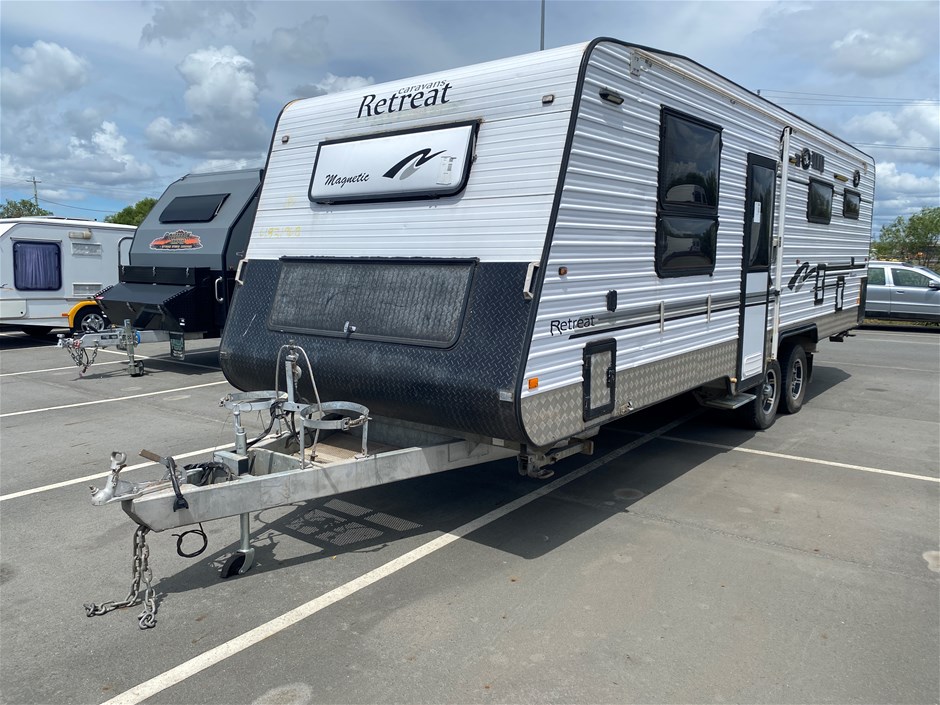 2011 RETREAT CARAVAN RC967 CARAVAN WOVR REPAIRABLE WRITEOFF Auction (000150081909) Grays