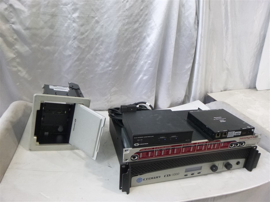 Box Lot Of Assorted Audio Visual Equipment Auction (00585056146