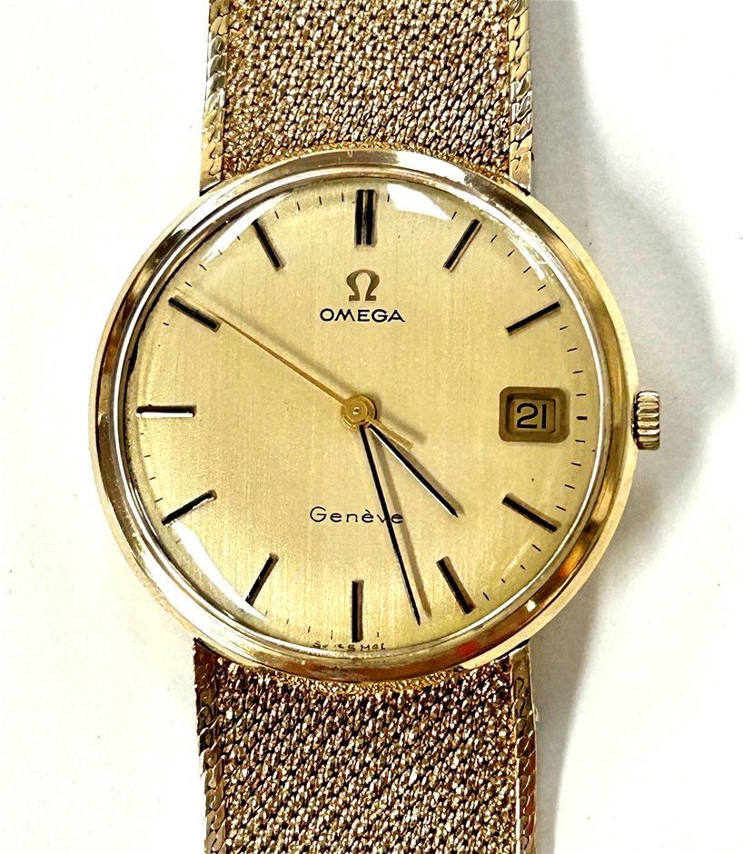 Pawnbroker Unredeemed Goods Auction