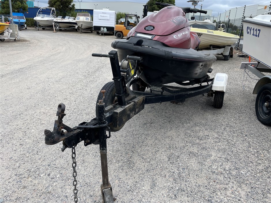<p>Yamaha Fiberglass Sit Down Jetski</p>