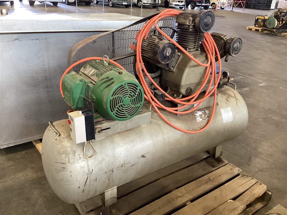 Clisby  FB-2.0/8 Electric Air Compressor