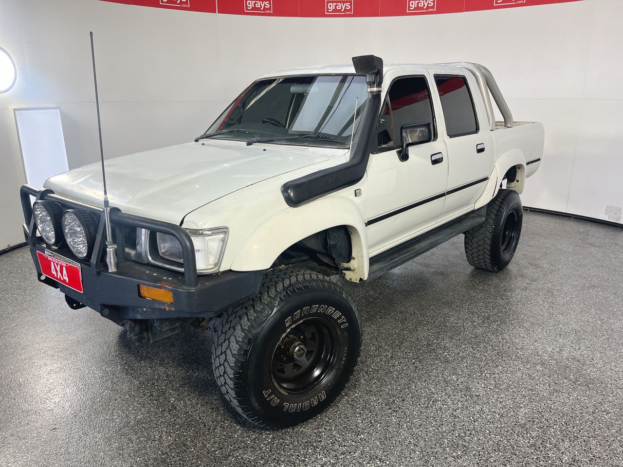 1993 Toyota Hilux DBLE CAB SR5 4X4 Manual Dual Cab