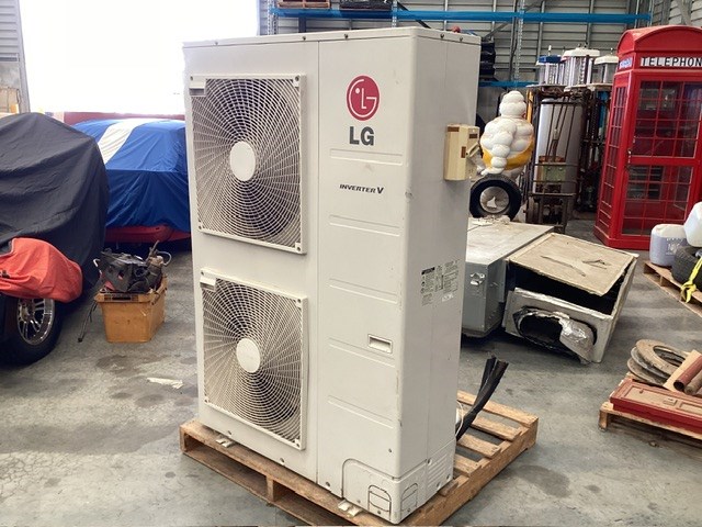 <p>Used LG Inverter V Air Conditioning Unit With Roof Unit</p>