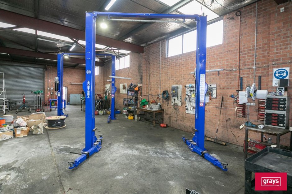 No Reserve Automotive Workshop Equipment & Stock